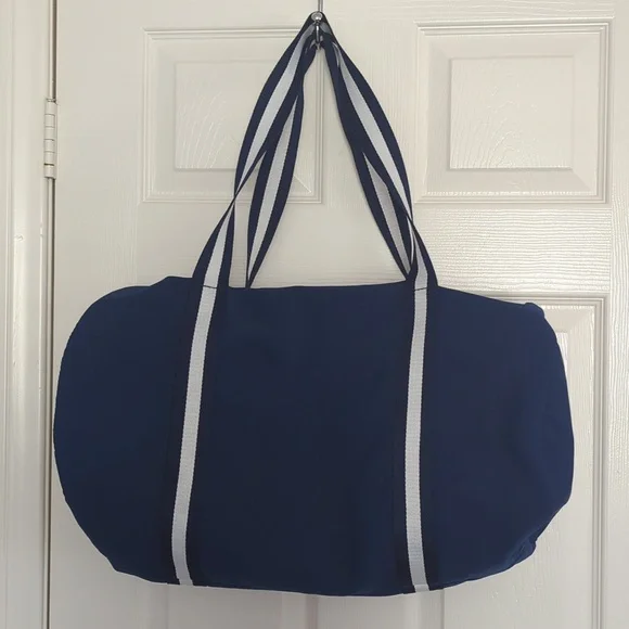 NWOT Tommy Bahama Duffel Bag - Picture 7 of 9